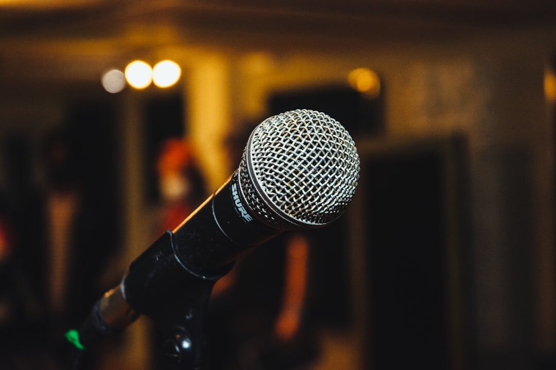 sound recording with microphone